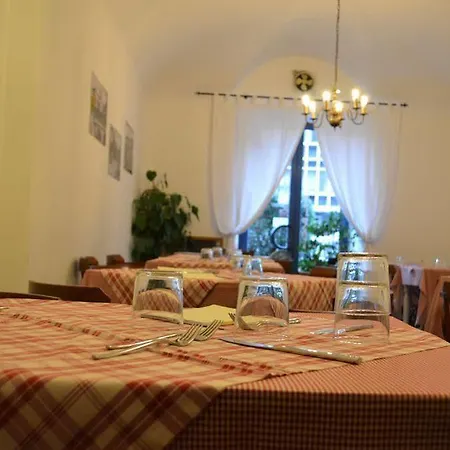 Spot Szálloda 2*