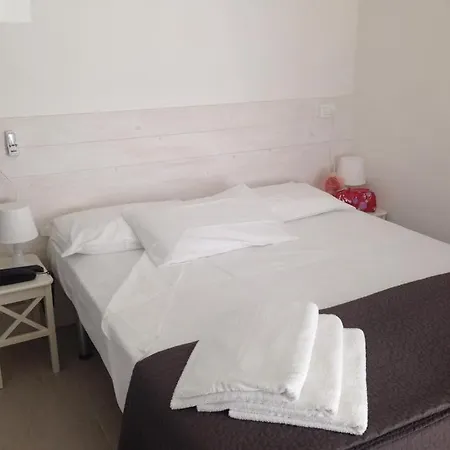 Spot Szálloda Varazze