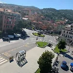 Ξενοδοχείο Spot 2*
