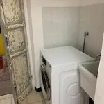 瓦拉泽斯波特酒店 瓦拉泽