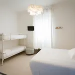 Spot 2* Varazze