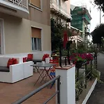 Spot 2* Varazze