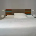 Ξενοδοχείο Spot 2*