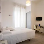 Spot 2* Varazze