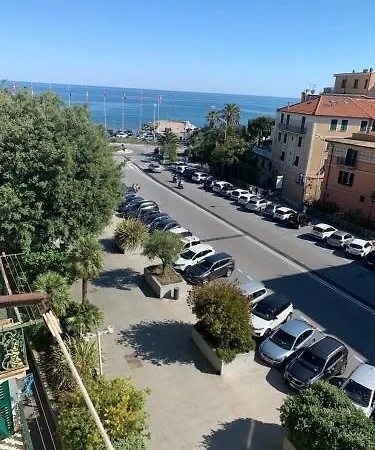 Spot Ξενοδοχείο Varazze