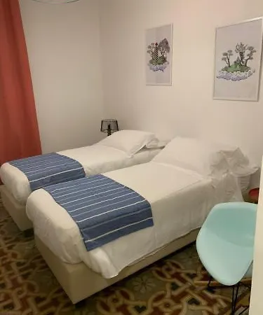 Spot Ξενοδοχείο Varazze