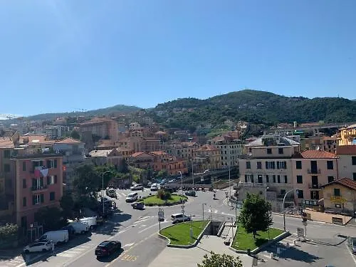 瓦拉泽斯波特酒店 酒店 2*