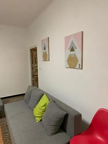 Spot 2* Варацце