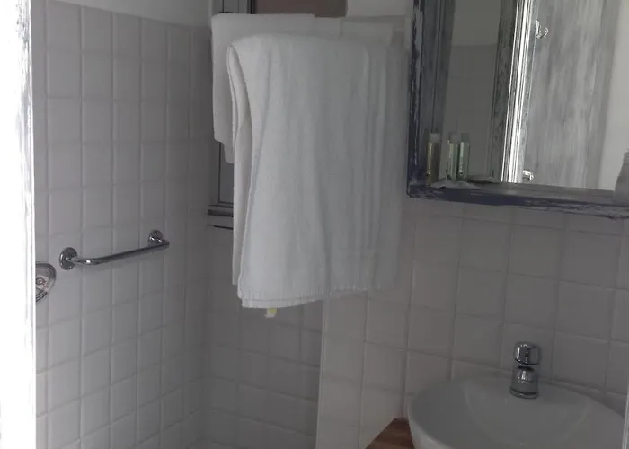 瓦拉泽斯波特酒店 酒店